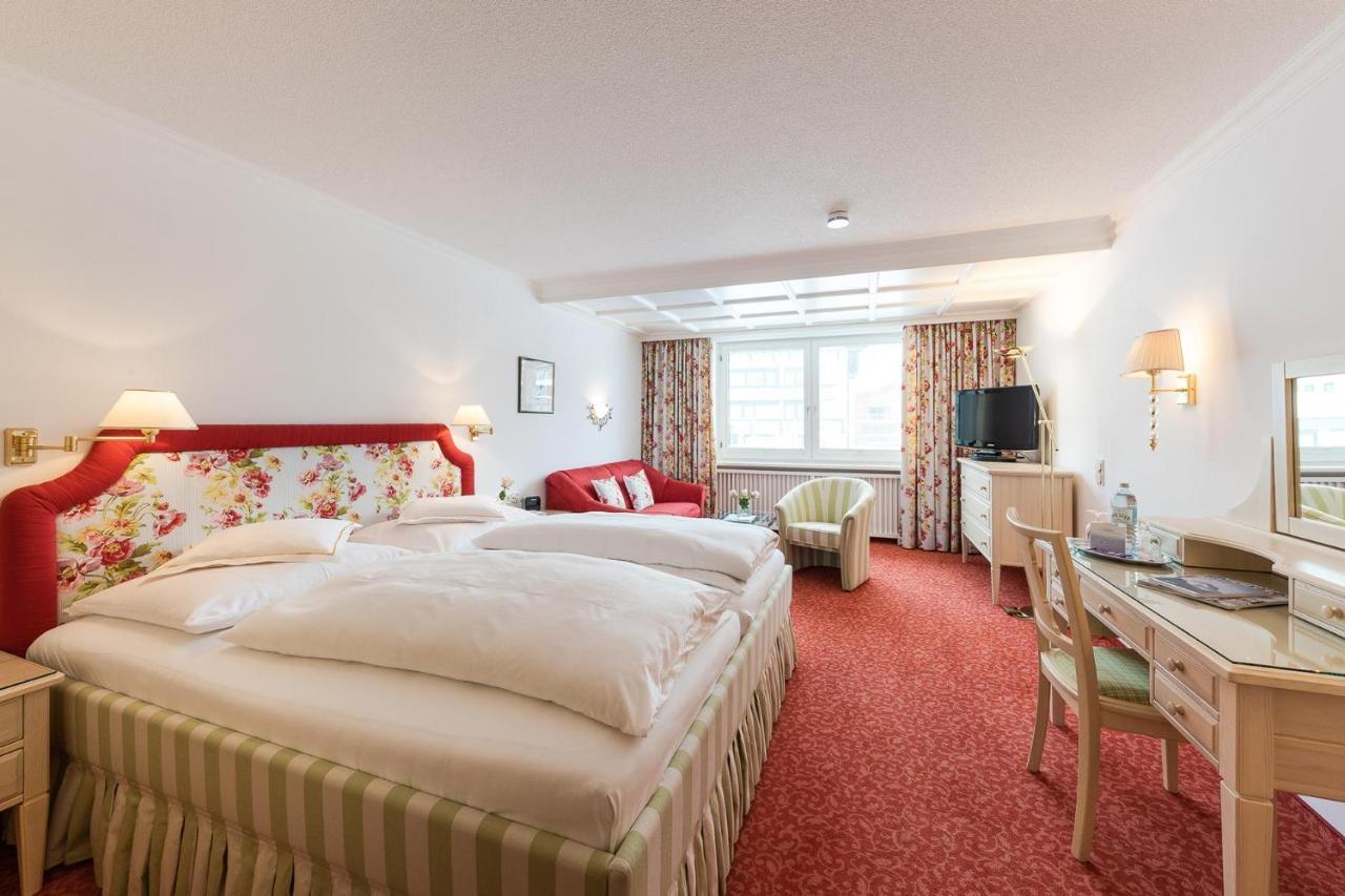 Bed & Breakfast Hotel Guggis Zürs Buitenkant foto